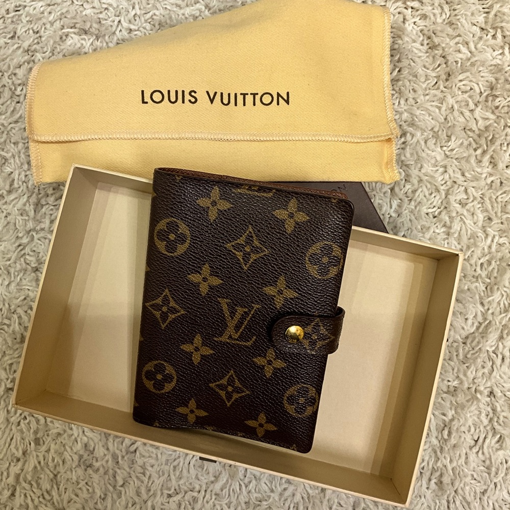 Louis Vuitton PM Agenda